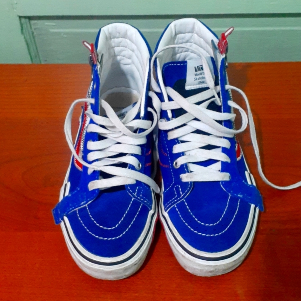 World Cup Van's Blue